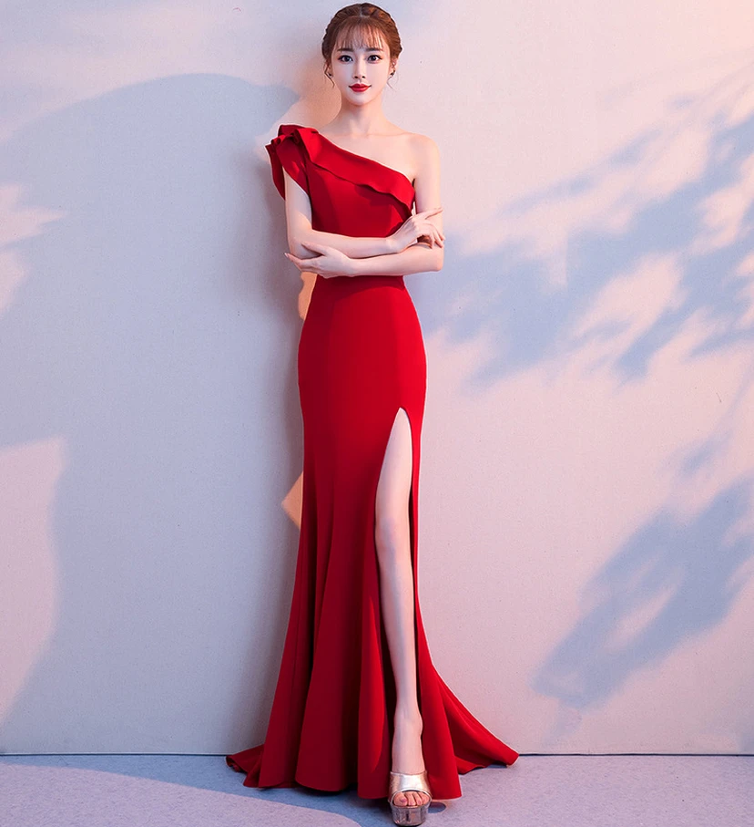 Vestido de noche para mujer, estilo banquete, Chen Qixiong, rojo, largo, elegante y sofisticado, con falda de cola de pez ajustada. view 11