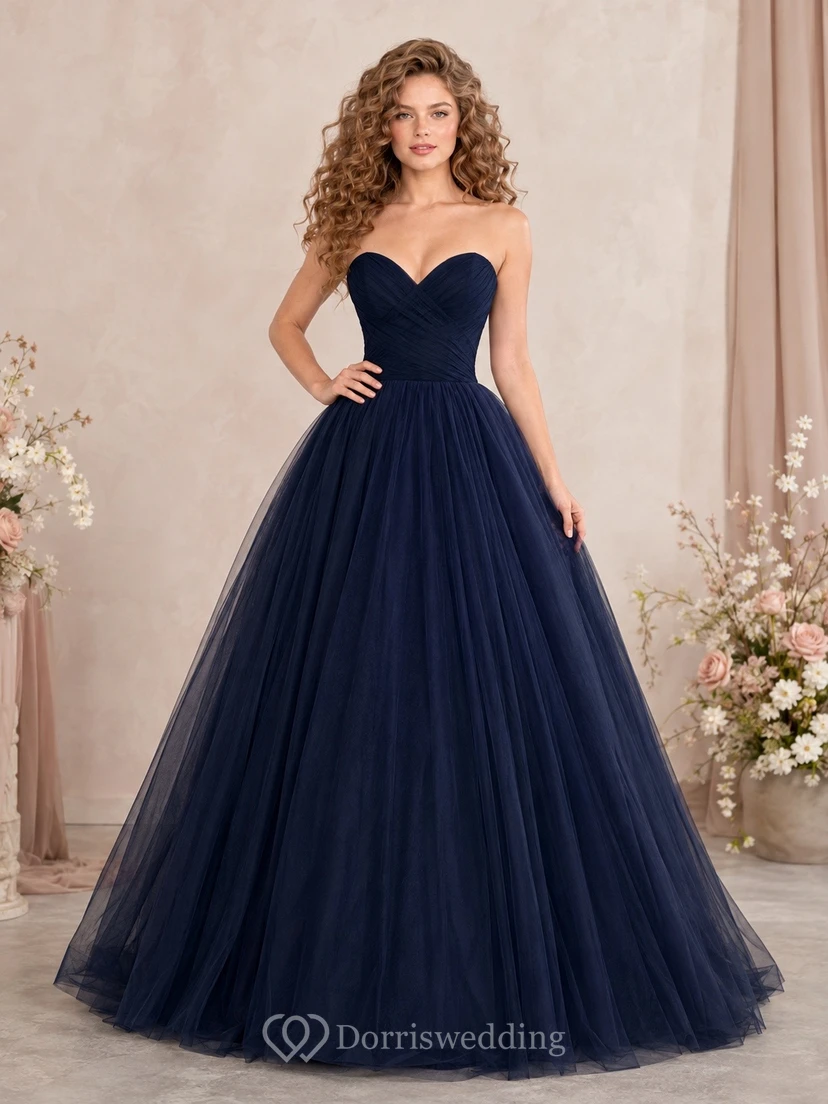 Vestido de fiesta clásico de tul azul marino sin tirantes