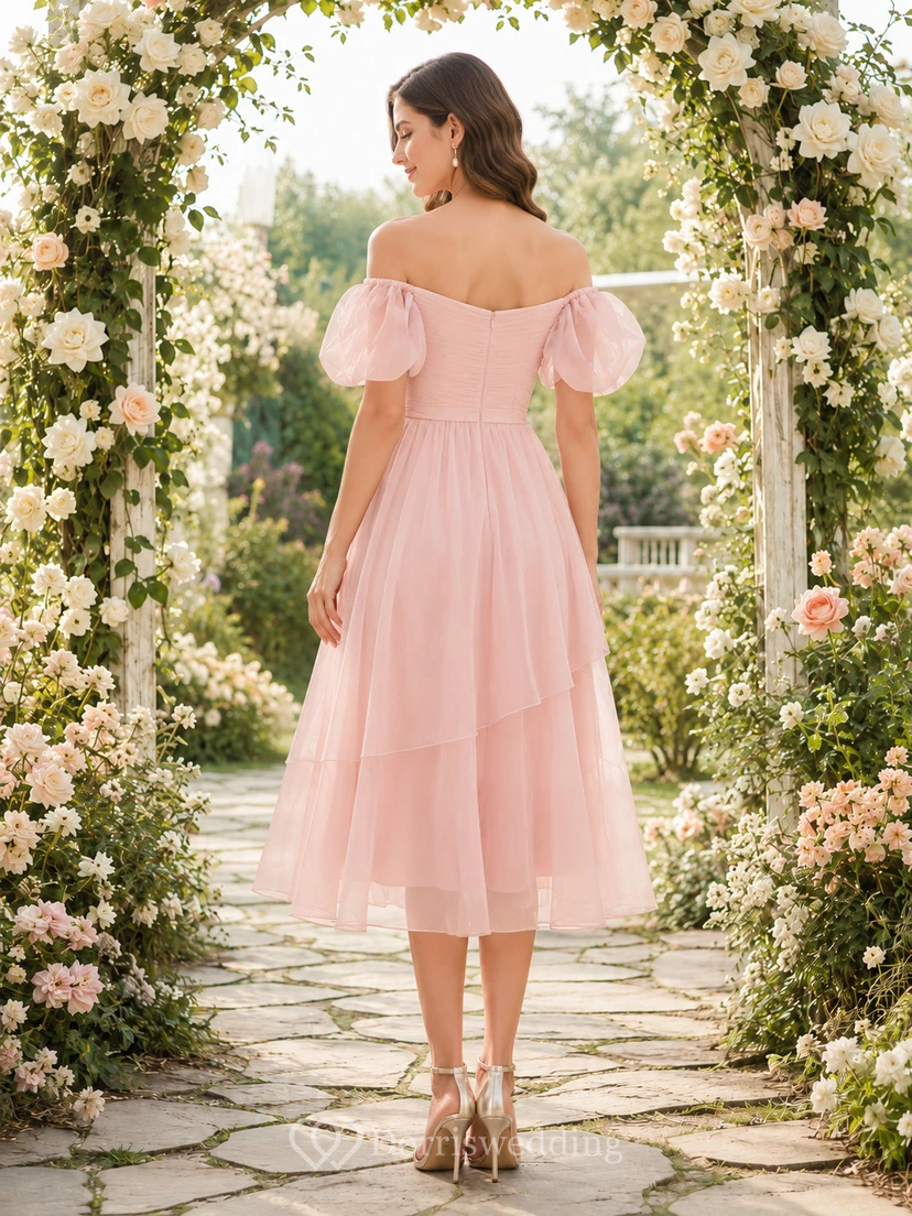Rosafarbenes, schulterfreies Tüllkleid mit Puffärmeln in Teelänge view 2