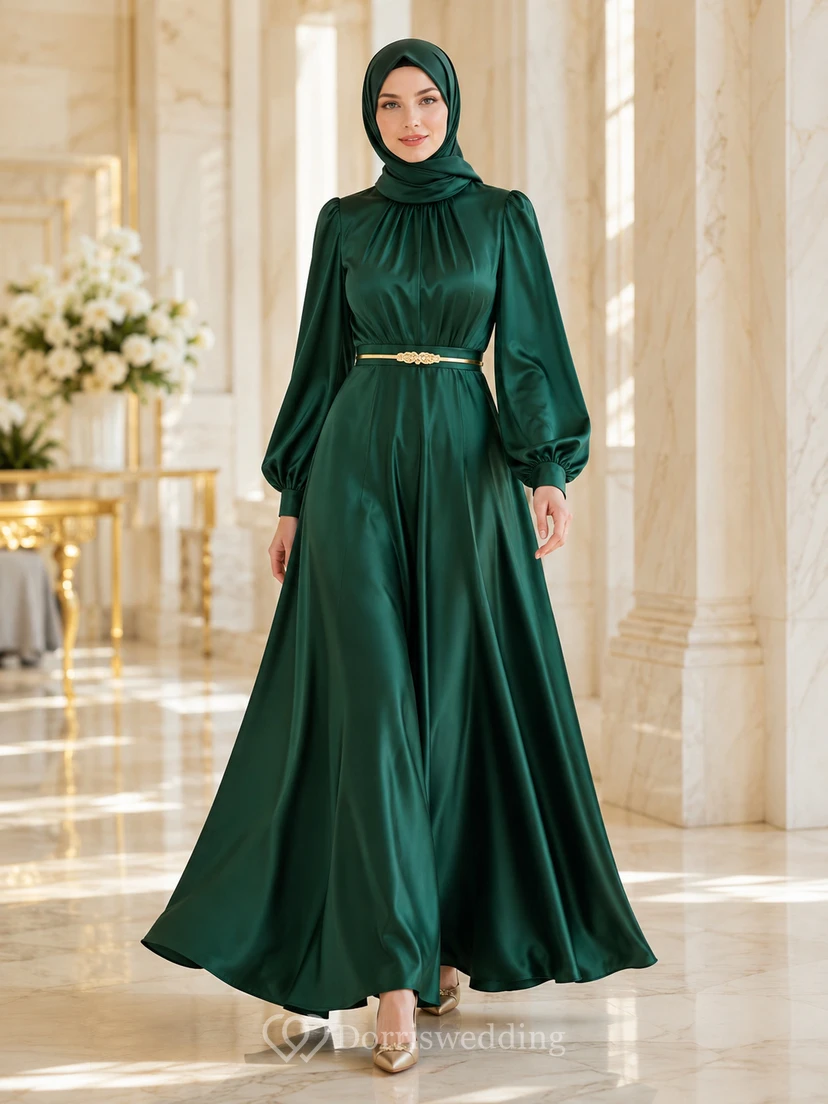 Robe de l'Aïd vert foncé à col montant, manches longues bouffantes, ceinture en satin, coupe trapèze, longueur au sol