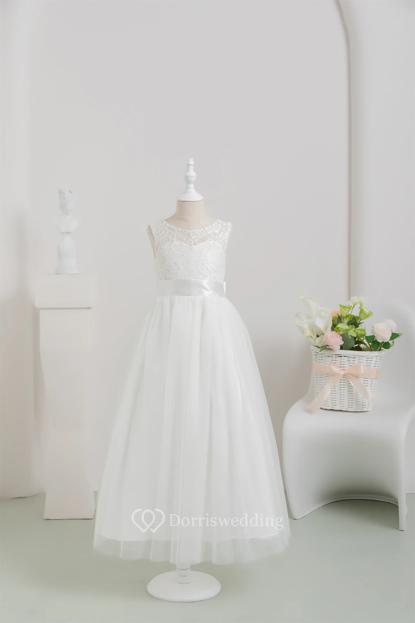 First Communion White Lace Tulle Flowergirl Dress with Bow view 9