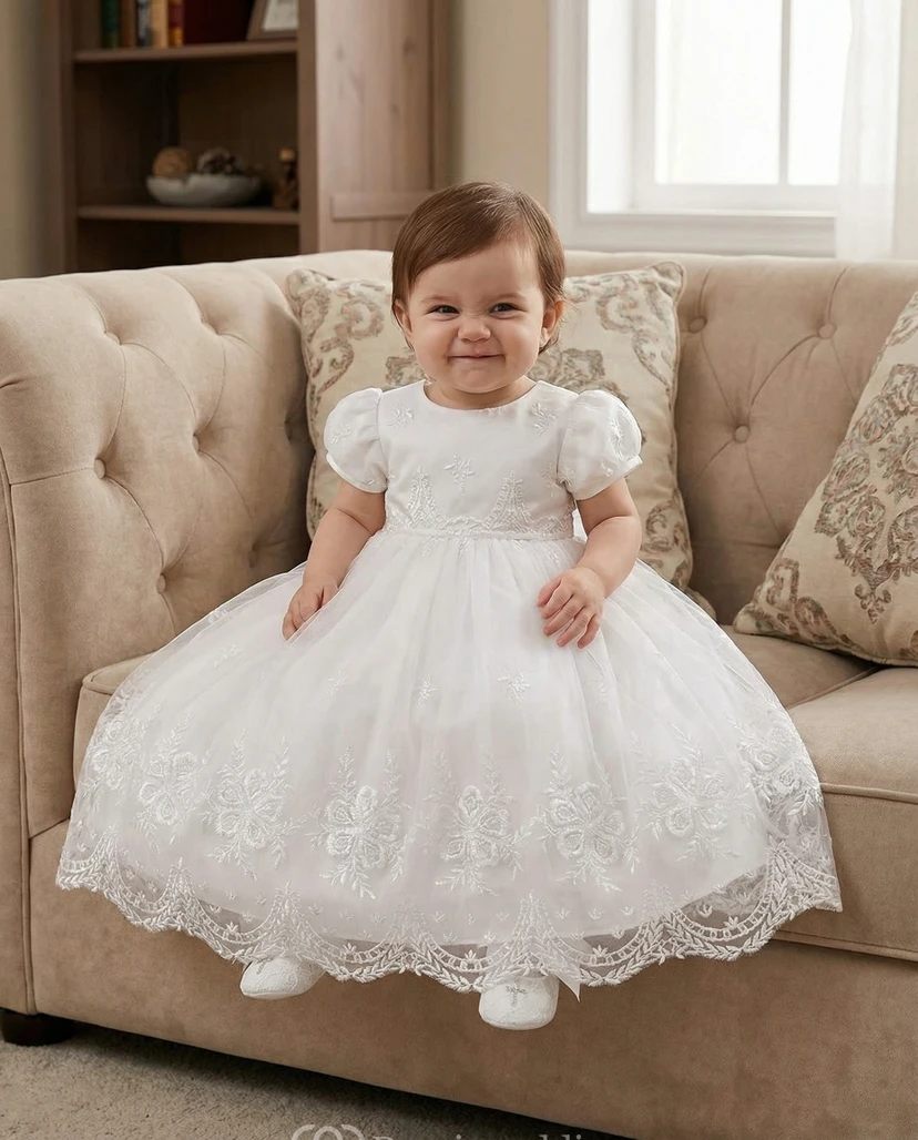 Weißes Taufkleid für Blumenmädchen, Puffärmel, bestickt, wadenlang