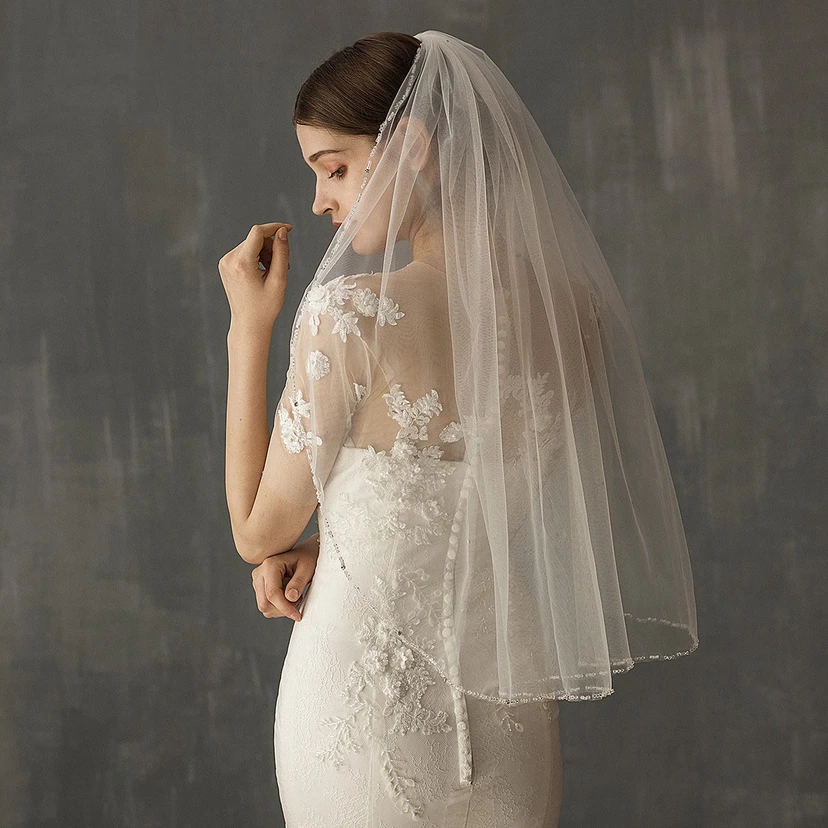 Chic White Tulle Elbow Veil with Beads view 2