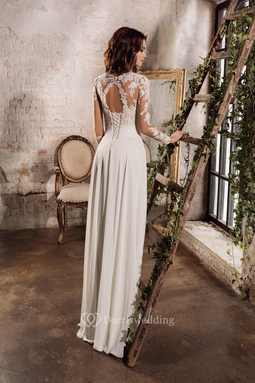 Himmlisches, bodenlanges Vintage-Brautkleid aus Chiffon und Spitze mit V-Ausschnitt und Schlüssellochausschnitt am Rücken view 5