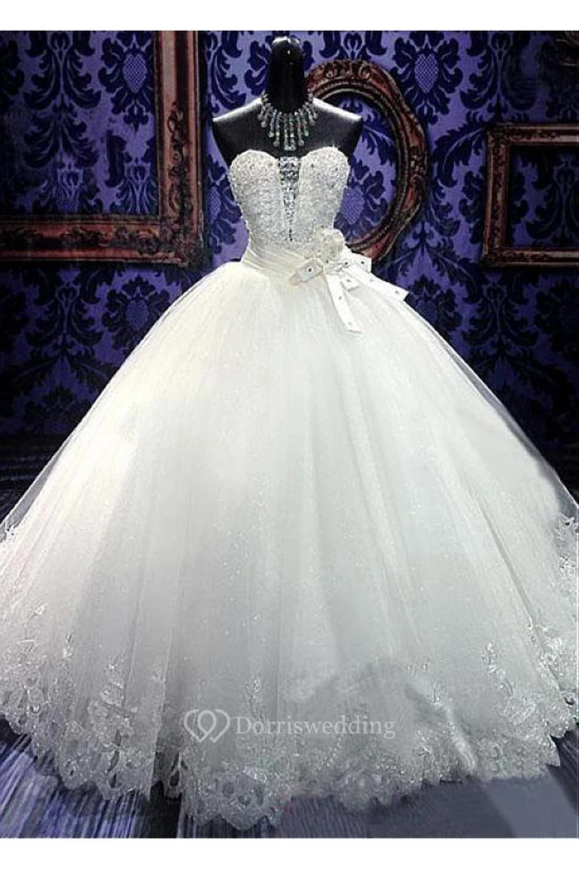 Glamorous Sweetheart Sleeveless Tulle Lace Wedding Dress With Beadings Crystals