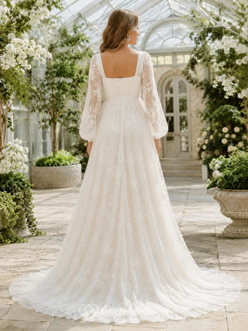 Robe de mariée empire en dentelle à col carré et manches cloche pour femme enceinte view 2
