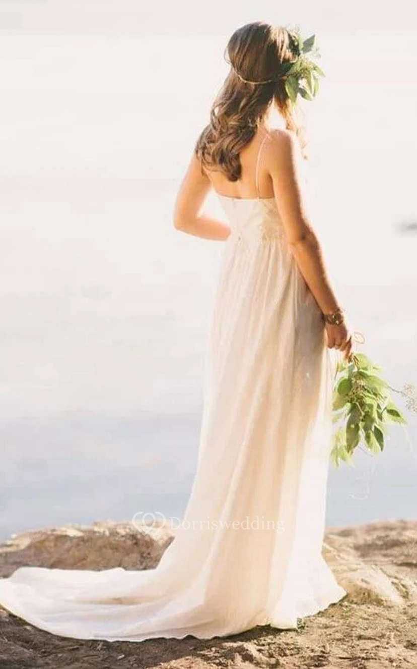 Vestido de novia de playa de gasa con fruncido y corte imperio estilo A, estilo imperio, con tirantes finos. view 2