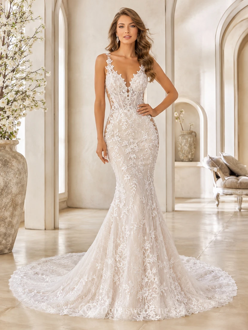 Robe de mariée sirène sans manches en dentelle fluide à décolleté en V profond et traîne chapelle ornée d'appliques. Galerie d'appliqués.