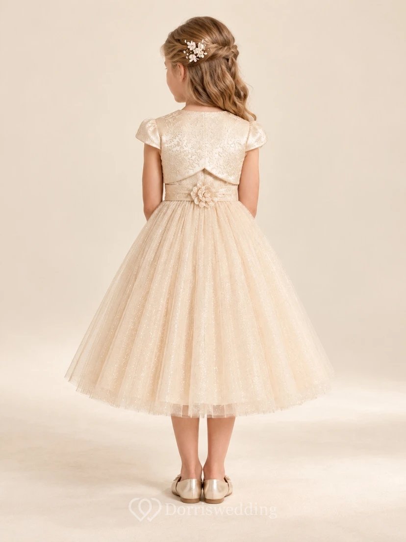 Teelanges, champagnerfarbenes A-Linien-Kleid aus Tüllspitze mit Bolero, kurzen Ärmeln, blumengemusterter Taille und Rundhalsausschnitt für Blumenmädchen view 2