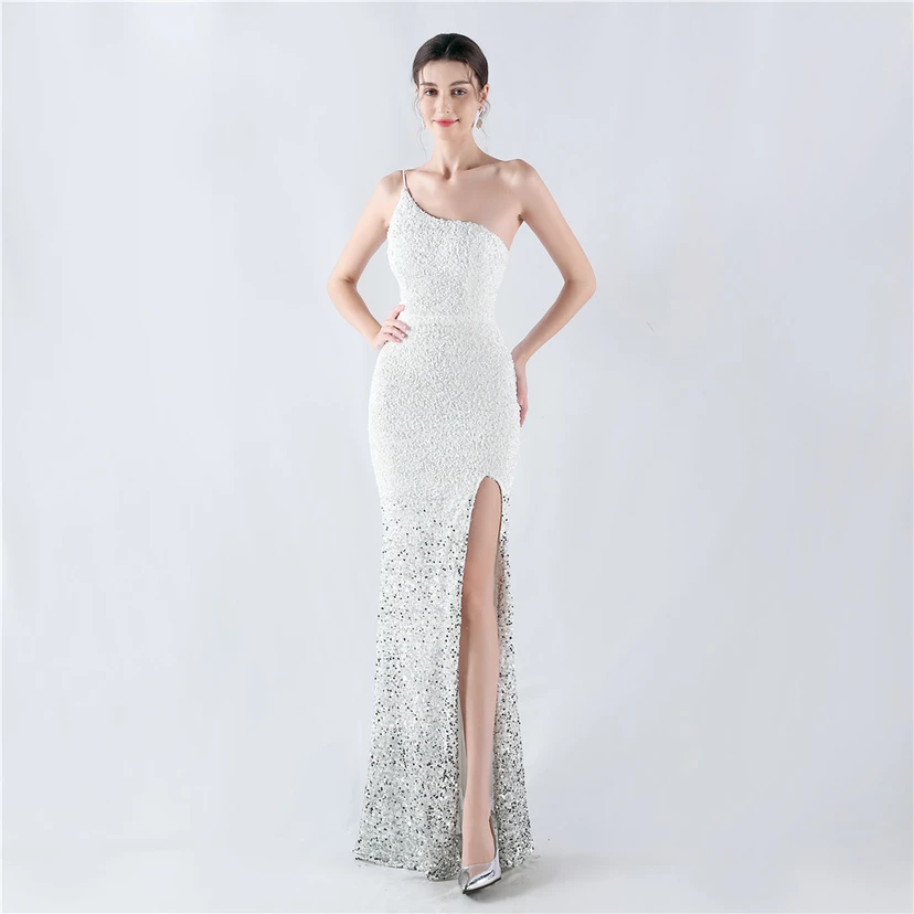Sexy Abendkleid mit Samtsaum, Farbverlauf, Pailletten, hohem Schlitz und schräger Schulterpartie view 2