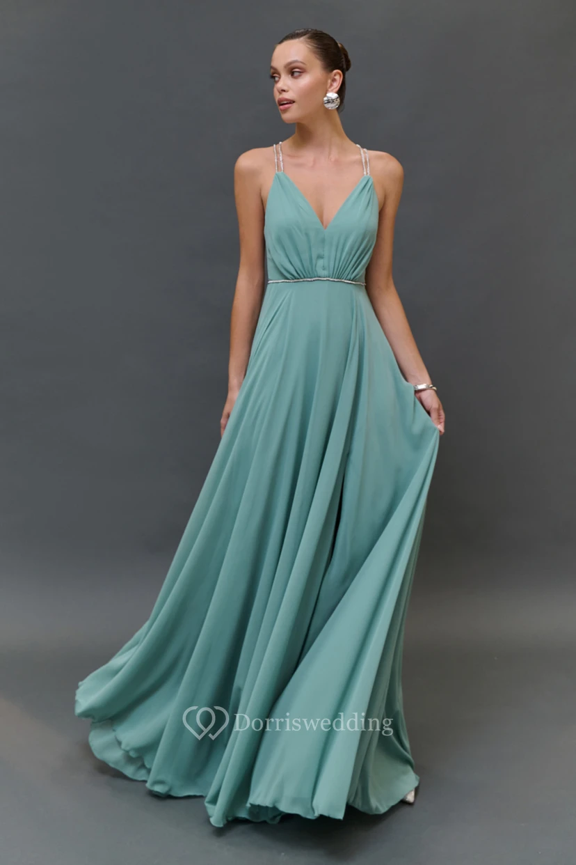 Spaghetti-Empire-Chiffonkleid in Bodenlänge mit Perlenstickerei video preview