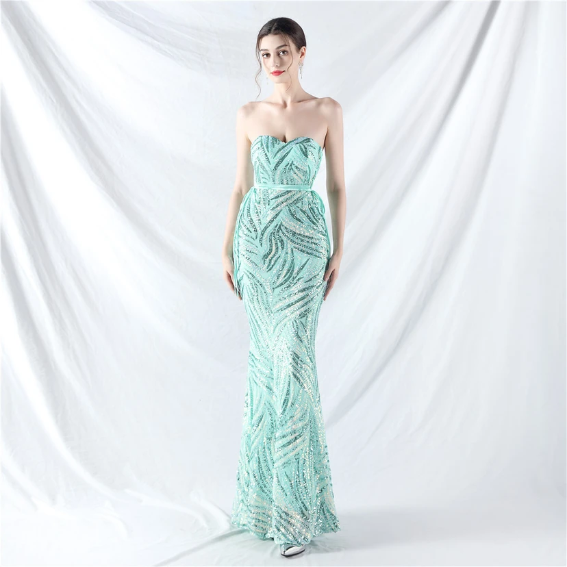 Vestido de noche con tirantes, top tipo tubo y lentejuelas apiladas encriptadas, con método de doble atado de cuerda. view 60