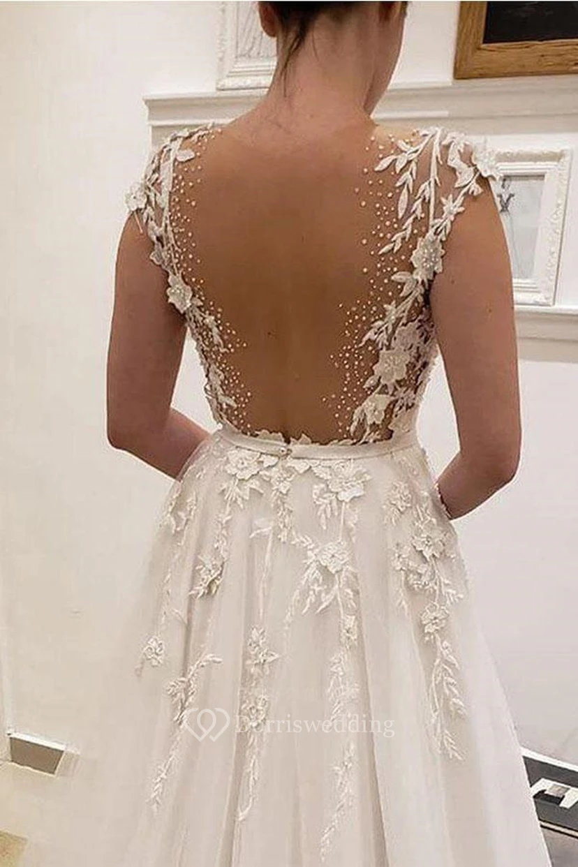 Bezauberndes A-Linien-Hochzeitskleid aus Tüll im Empire-Stil mit Illusionseffekt und Perlenstickerei view 2