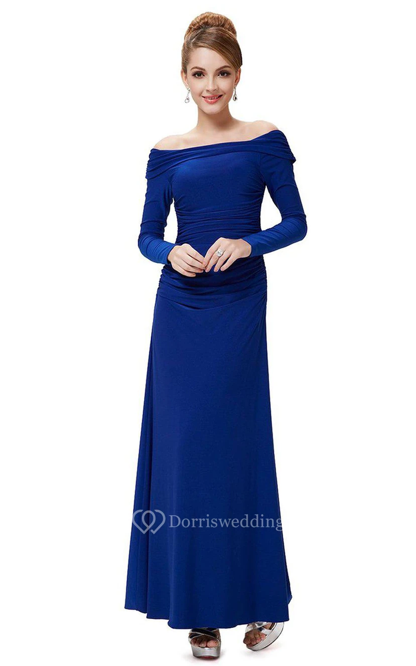 Robe en jersey à épaules dénudées et manches longues