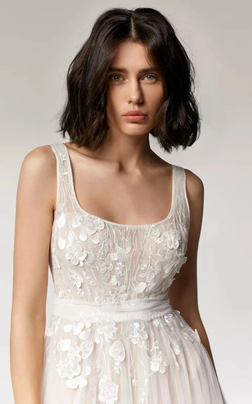 Elegantes A-Linien-Brautkleid aus Tüll mit U-Boot-Ausschnitt, offenem Rücken und Applikationen view 3