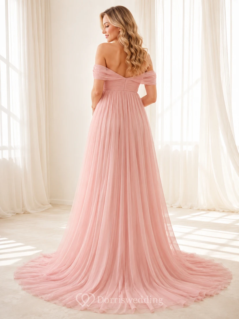 Vestido de maternidad romántico de gasa con escote Bardot, manga corta y estilo imperio, color rosa empolvado, estilo Rosewater Portrait. view 2