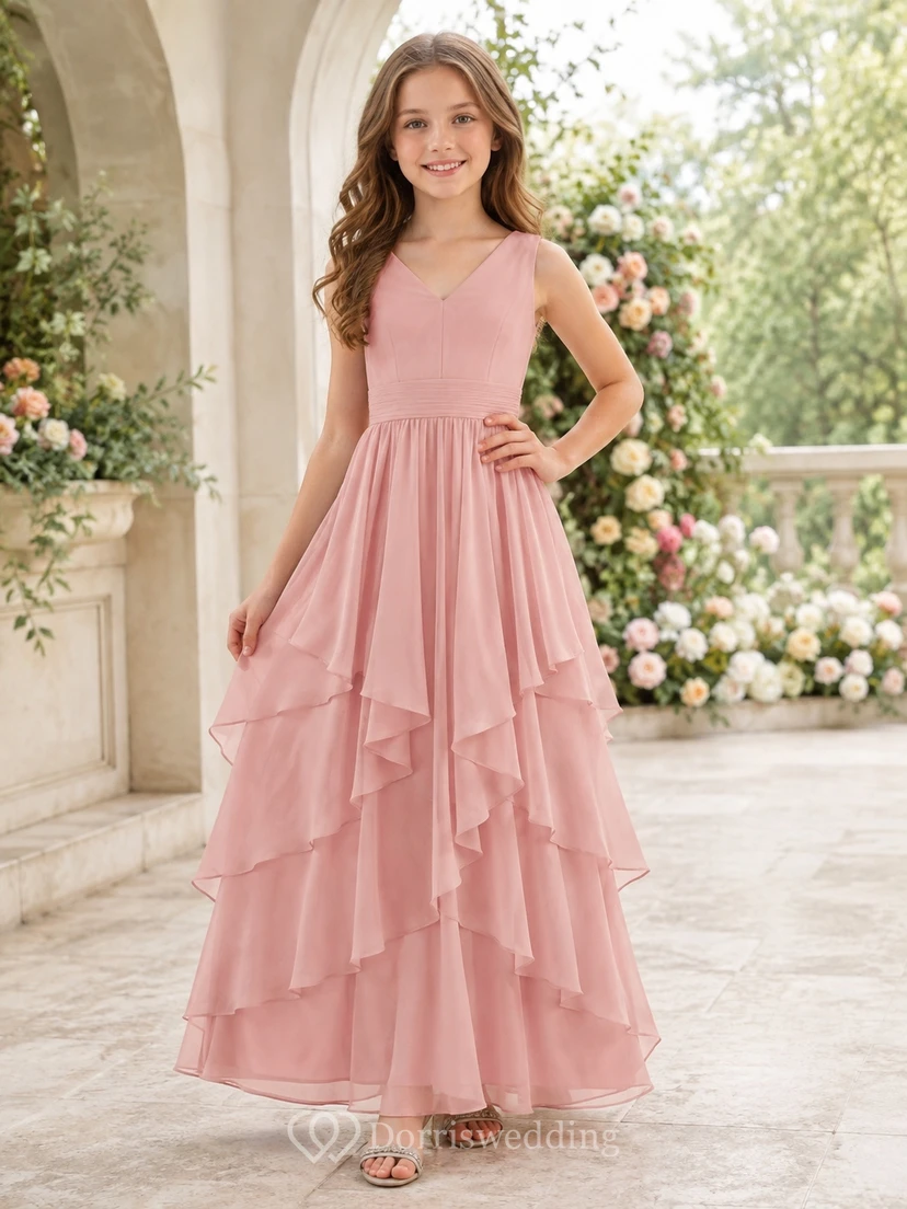 Vestido de dama de honor juvenil rosa ruborizado, corte en A, sin mangas, de gasa con falda escalonada, romántico.