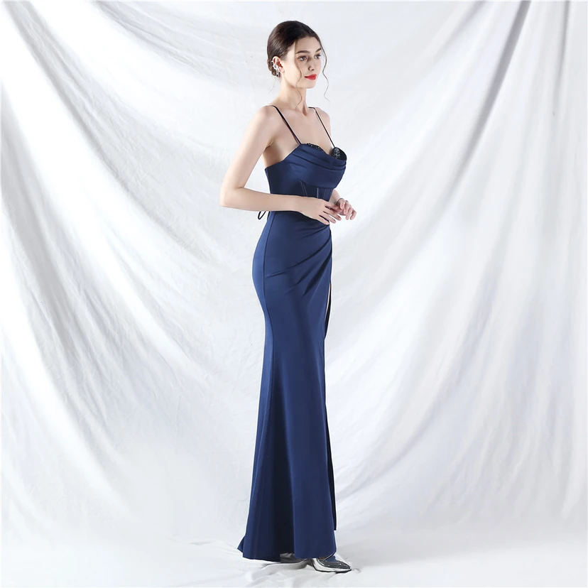 Robe de soirée haut de gamme Palace Fishbone Vest, bustier orné de perles et bretelles. view 29