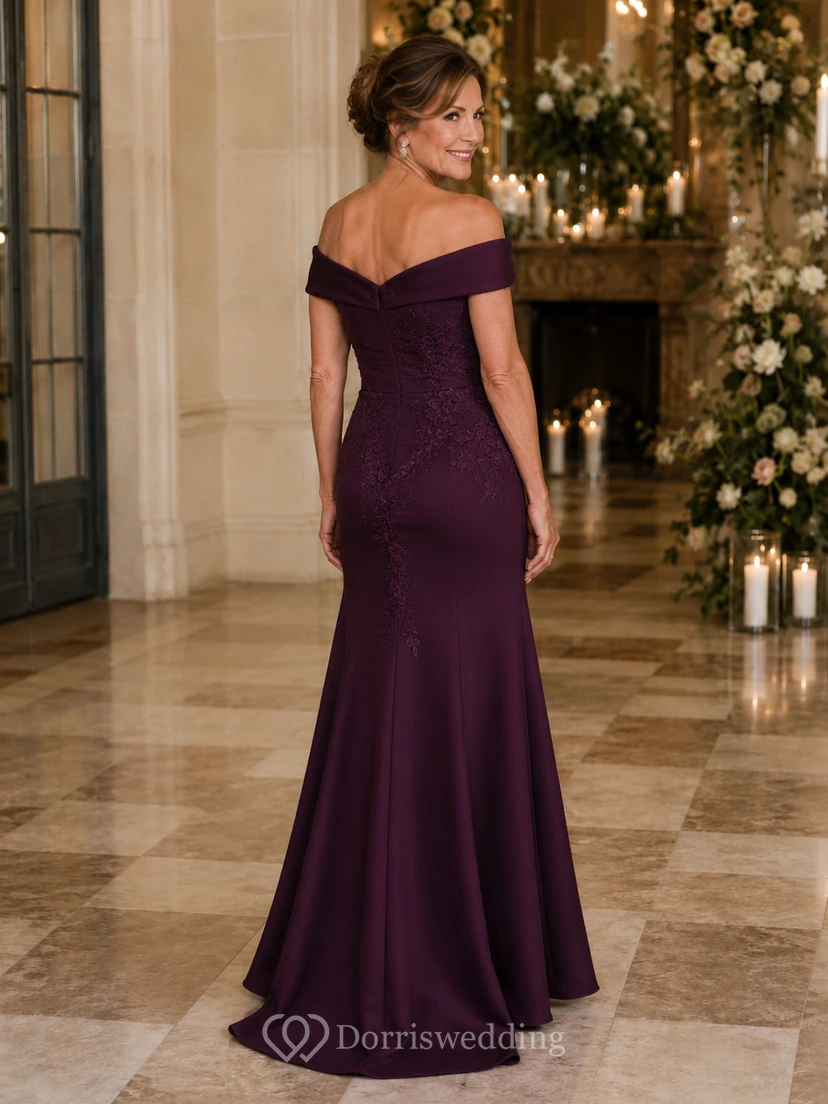 Meerjungfrauen-Kleid aus Stretch-Satin mit kurzen Ärmeln und Raffungen, schulterfrei view 2