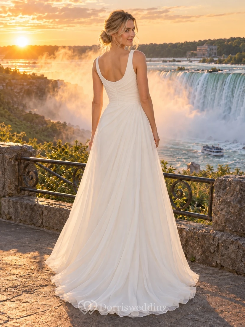 Schlichtes, ärmelloses, drapiertes Chiffon-Brautkleid in A-Linie mit Wasserfallausschnitt und bodenlanger Passform view 2