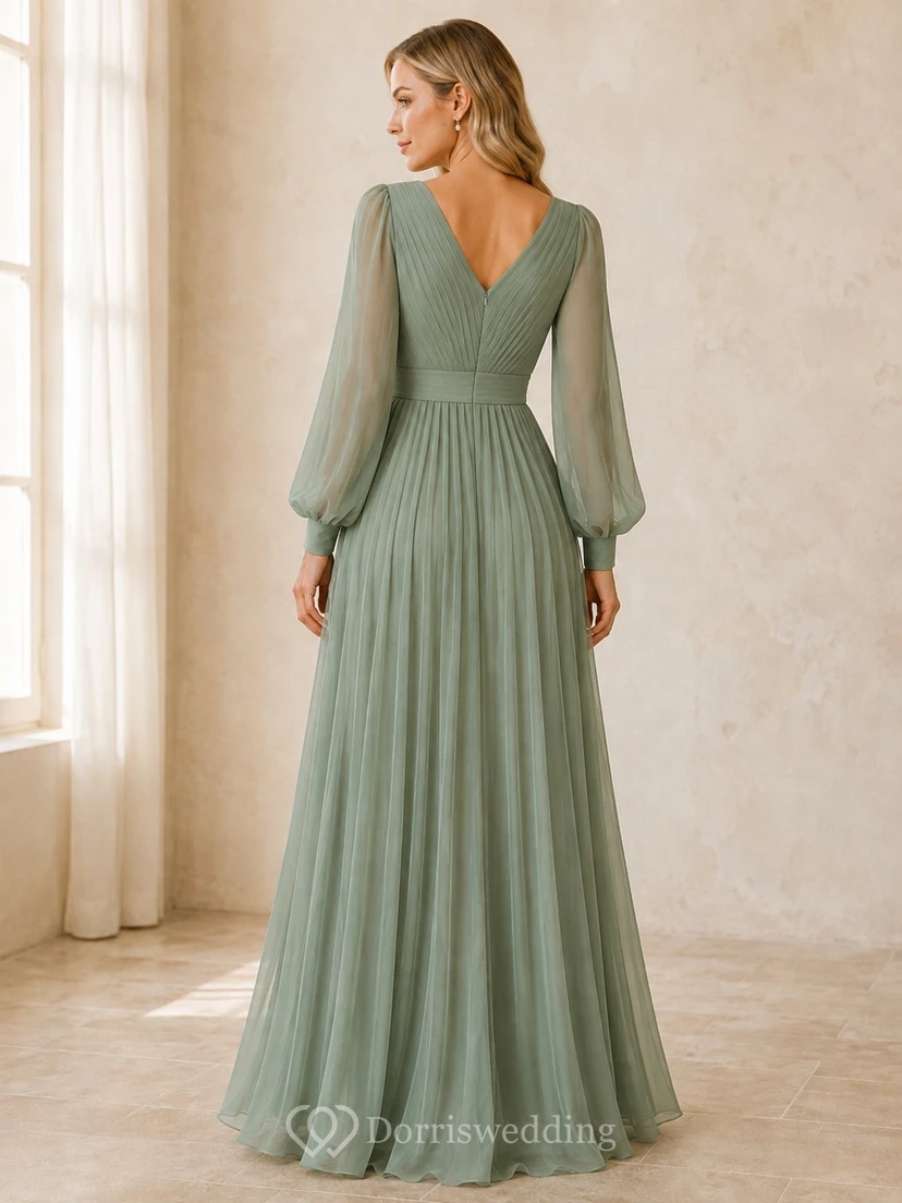 Salbeigrünes, bodenlanges Brautjungfernkleid mit V-Ausschnitt, langen Ärmeln, plissiertem Chiffon und A-Linien-Schnitt. view 2