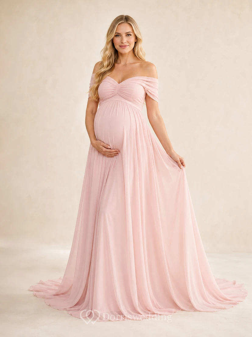 Romantisches Umstandskleid für Fotoshootings: Blush Empire-Kleid, bodenlang, mit Schleppe, schulterfrei, kurzärmelig, aus Chiffon, ätherisch, elegant, für formelle Anlässe, Garten.