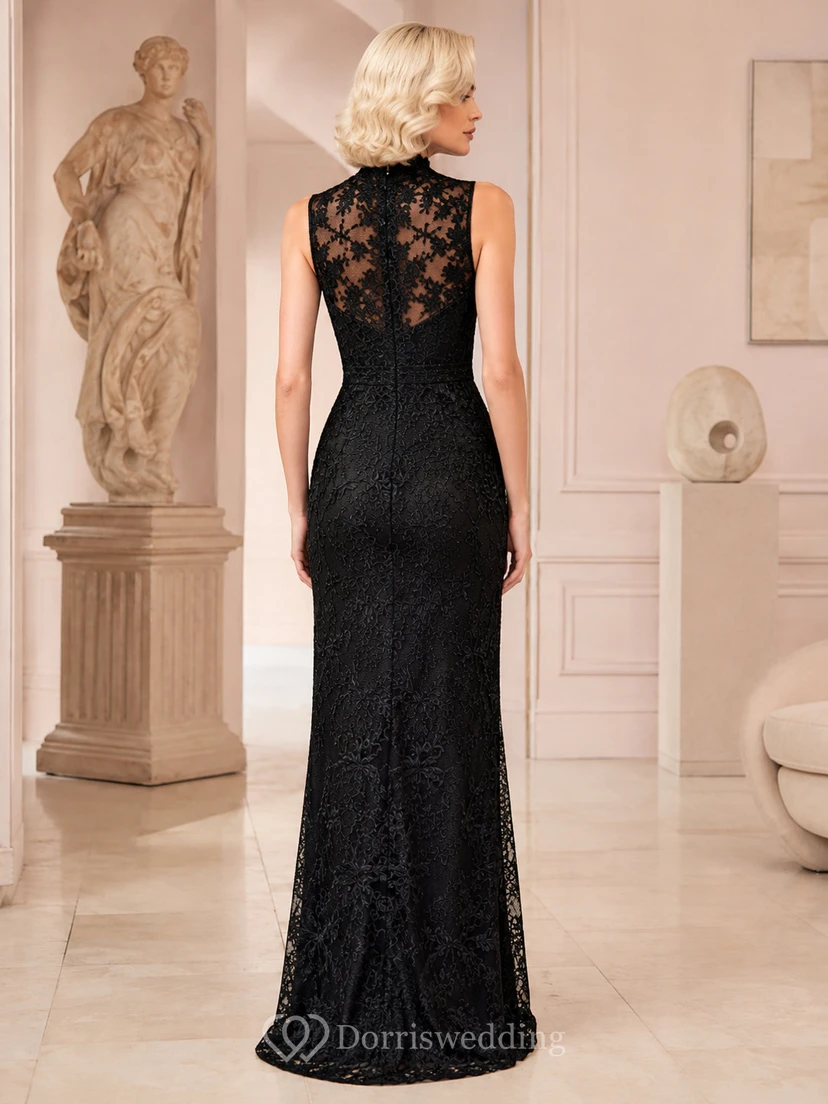 Vestido de noche formal ajustado, largo hasta el suelo, sin mangas, con cuello alto y encaje floral negro view 2