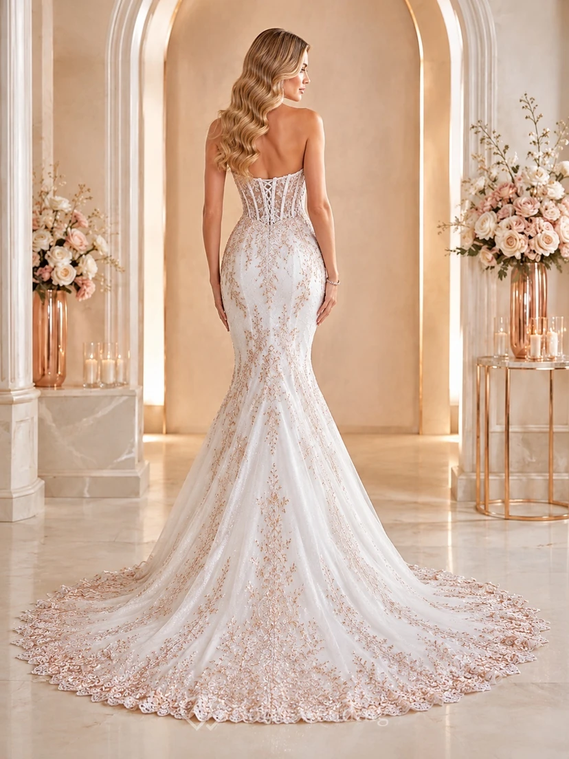 Roségoldenes Meerjungfrauen-/Trompeten-Brautkleid mit Herzausschnitt, ärmellos, bodenlang, mit Schleppe – ein luxuriöses Kleid view 2
