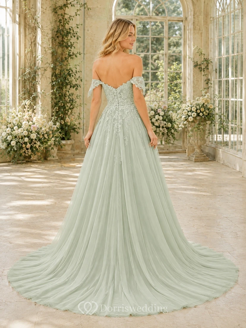Vestido de novia formal elegante y romántico estilo boho con hombros descubiertos y corte en A. view 2