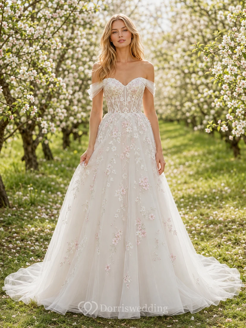 Brautkleid mit floralem Korsett und schulterfreiem Schnitt, inspiriert von Frühlingsblüten im Obstgarten-Stil