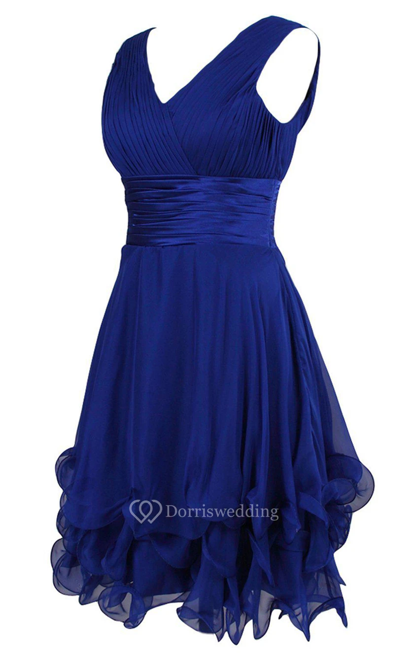 Vestido sin mangas con escote en V y corte en A con volantes. view 3
