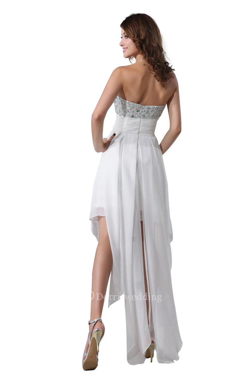 Vestido de gasa asimétrico con escote corazón y corte en A, adornado con cuentas. view 2