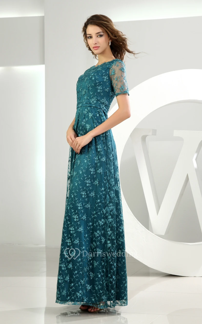 Besticktes, kurzärmeliges langes Kleid mit transparentem Oberteil view 3