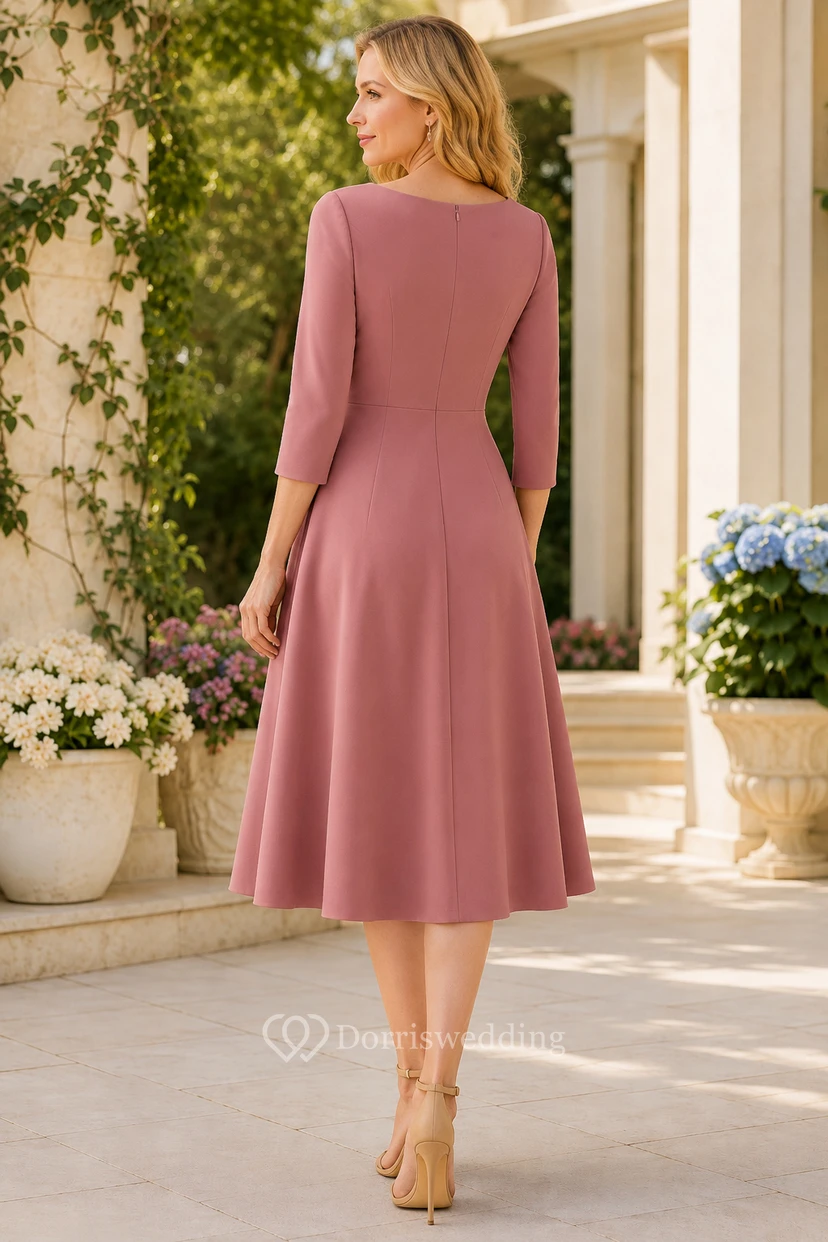 Robe d'invitée vert foncé, col bateau, manches 3/4, coupe trapèze, longueur genou, idéale pour la mère de la mariée, les invitées à un mariage et les événements formels. view 2