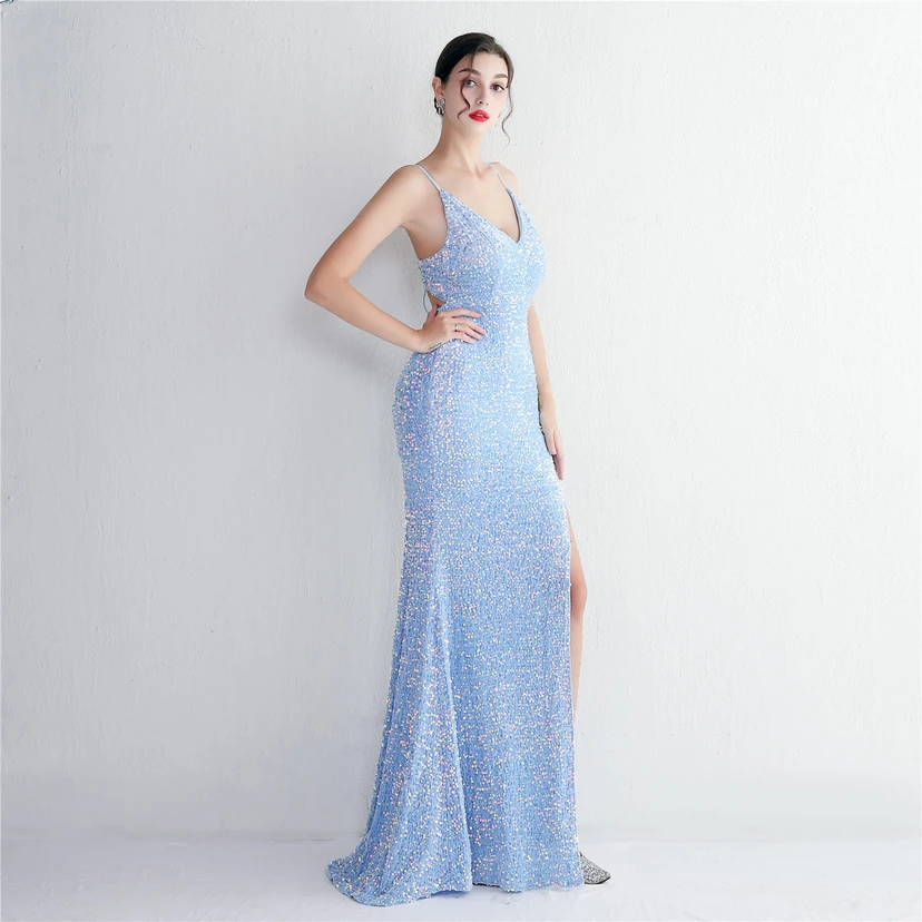 Paillettenbesetztes Abendkleid mit Samtsaum, langen Trägern und schmaler Silhouette für elegante Bankette view 48