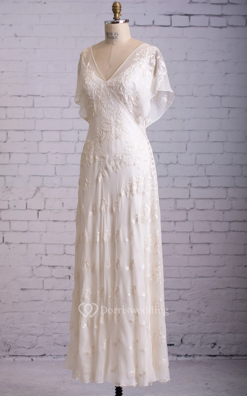 Robe de mariée blanche en dentelle vintage années 1920 | Robe de mariée simple de style édouardien video preview