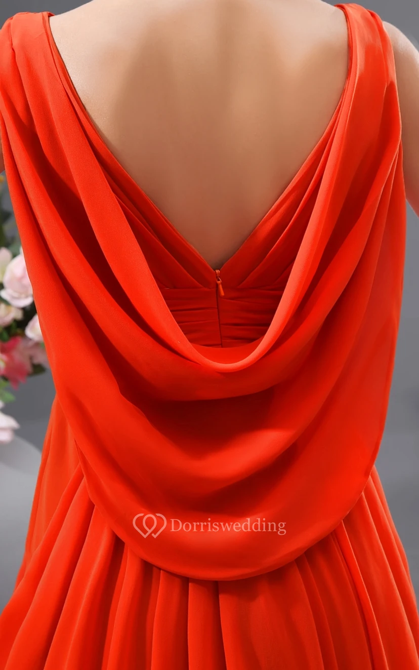 Einzigartiges langes Chiffonkleid im Empire-Stil mit V-Ausschnitt und drapiertem V-Rücken view 5