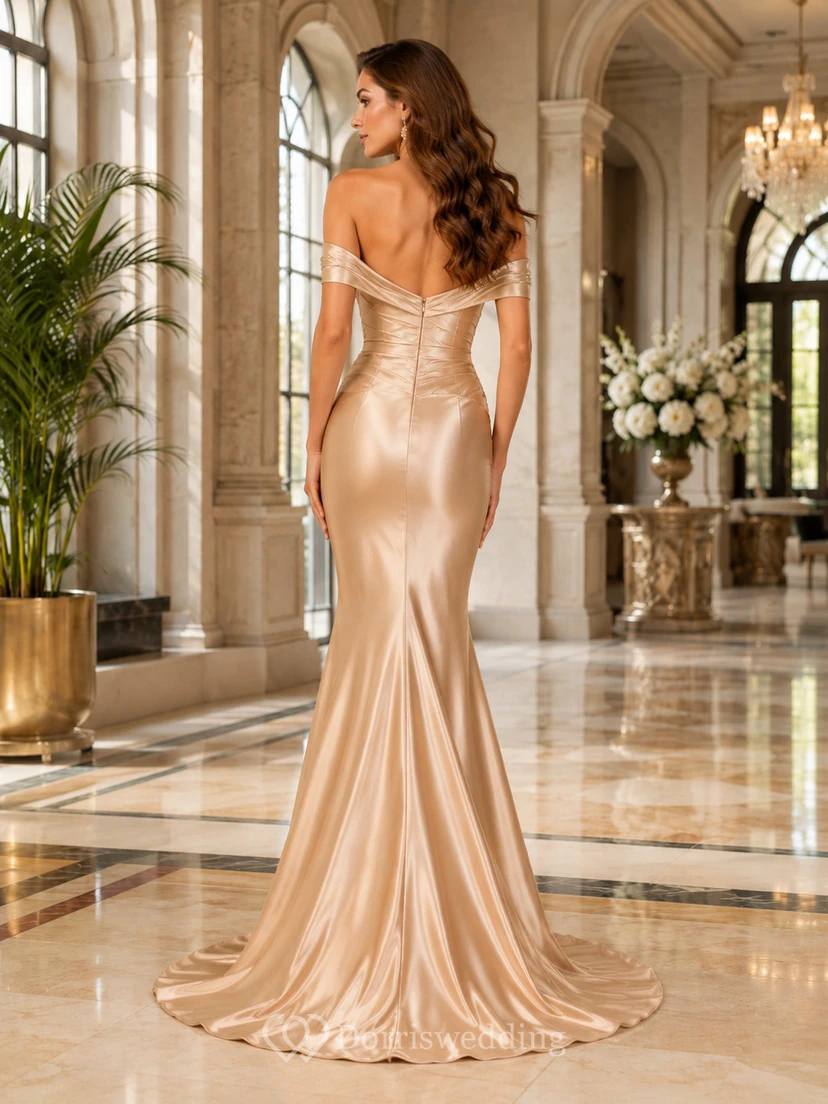 Champagnerfarbenes, schulterfreies, herzförmiges, gerafftes Meerjungfrauen-Abendkleid aus Satin – perfekt für festliche Anlässe und Empfänge. view 2