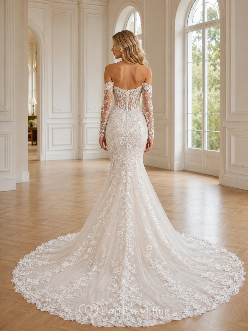 Robe de mariée sirène en dentelle transparente, épaules dénudées, manches longues, traîne chapelle, ornée d'appliqués floraux. view 2