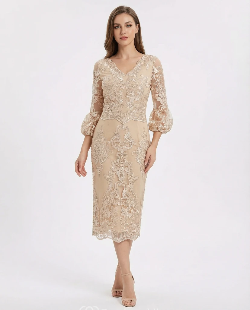 Scalloped Lace Plus Size Bodycon Midi Dress