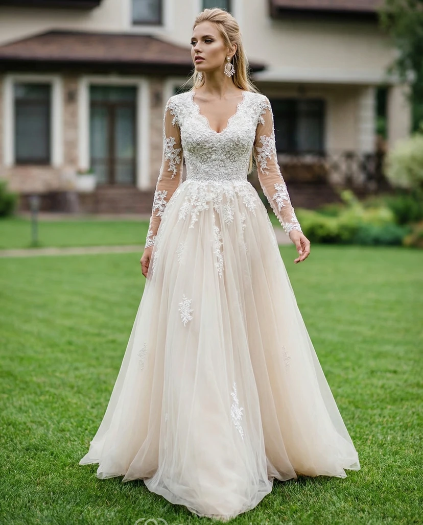 Robe de mariée trapèze à manches longues et applications de dentelle