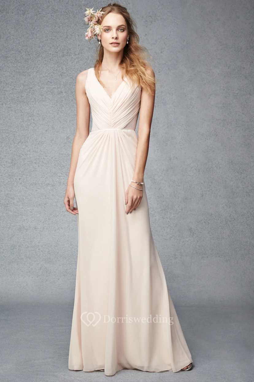 Robe de demoiselle d'honneur maxi en mousseline sans manches à col en V et froncée, col V