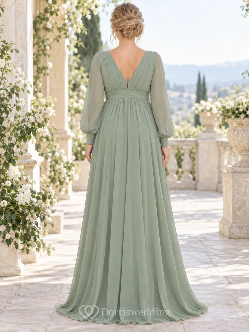 Vestido largo de gasa de manga larga color verde salvia con escote en V y corte imperio para damas de honor view 2