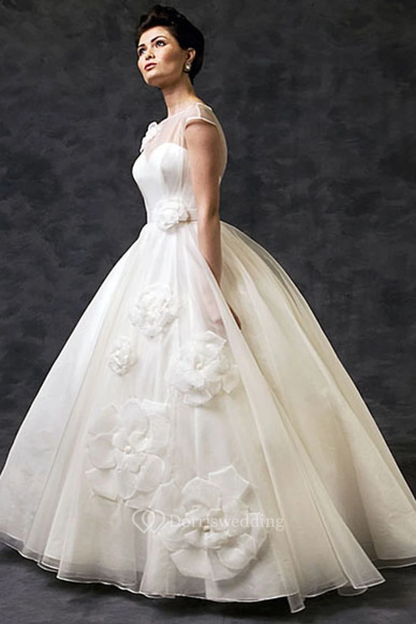 Ball Gown Short-Sleeve Bateau-Neck Floor-Length Tulle Wedding Dress With Flower And Illusion view 3