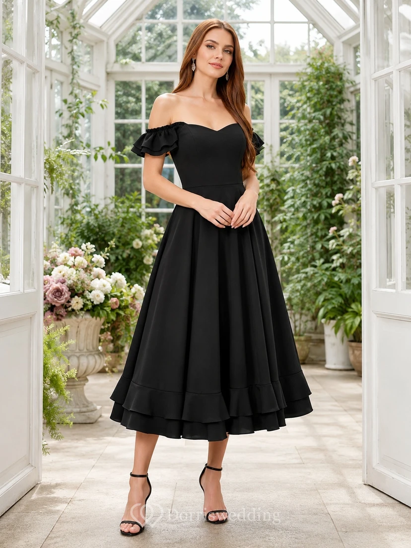 Robe de cocktail noire à épaules dénudées et volants en taffetas, coupe trapèze, longueur thé
