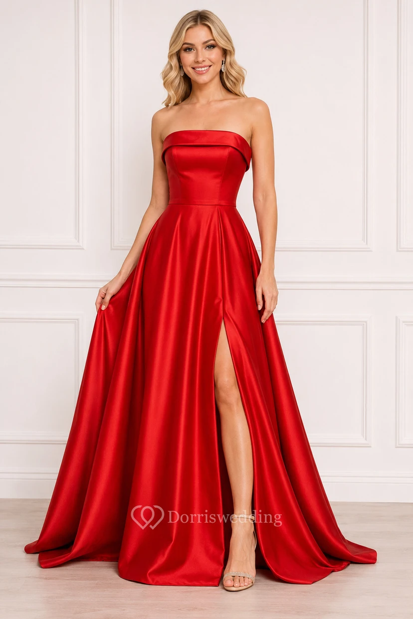 Robe de soirée rouge bustier en satin, coupe trapèze, décolleté en cœur et fente.