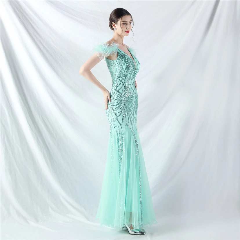 9-farbiges, handgefertigtes Abendkleid aus Kamelfedern, Netzstoff und Pailletten, sexy Trägern view 74