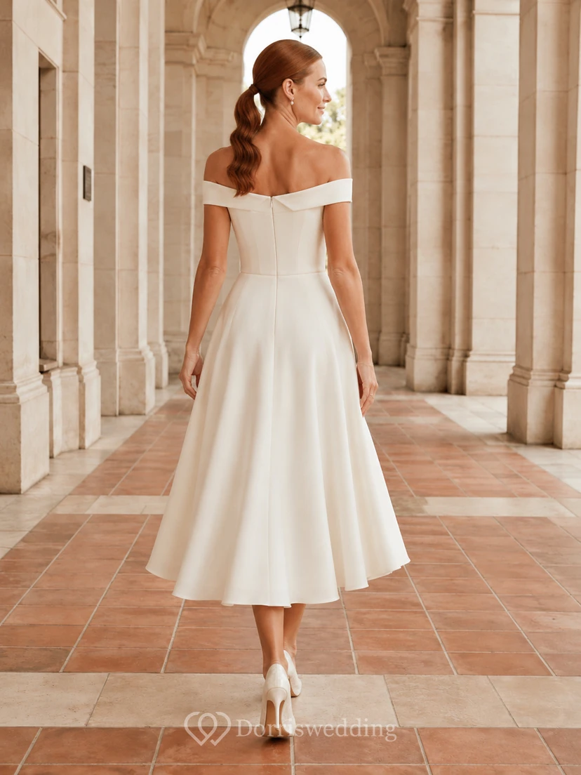 Robe de mariée vintage western à épaules dénudées, manches courtes, en satin, coupe trapèze, longueur thé, idéale pour un mariage à la mairie view 2