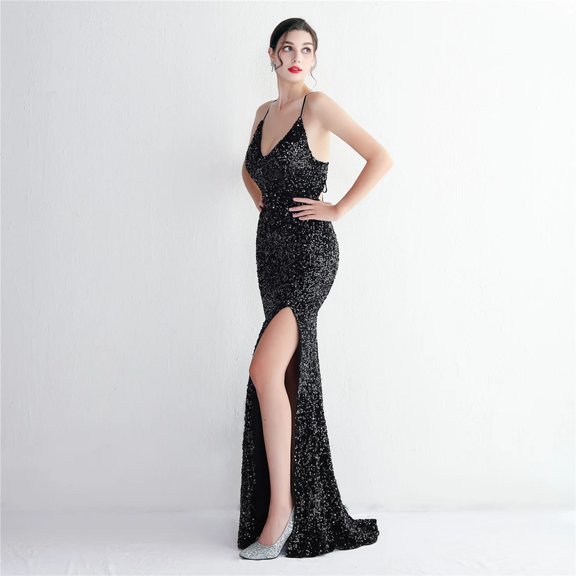 Paillettenbesetztes Abendkleid mit Samtsaum, langen Trägern und schmaler Silhouette für elegante Bankette view 21