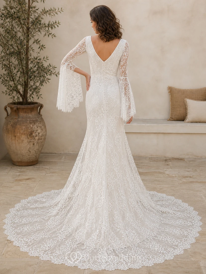 Vestido de novia bohemio de sirena con escote barco y mangas largas, largo hasta el suelo, con volantes festoneados. view 2